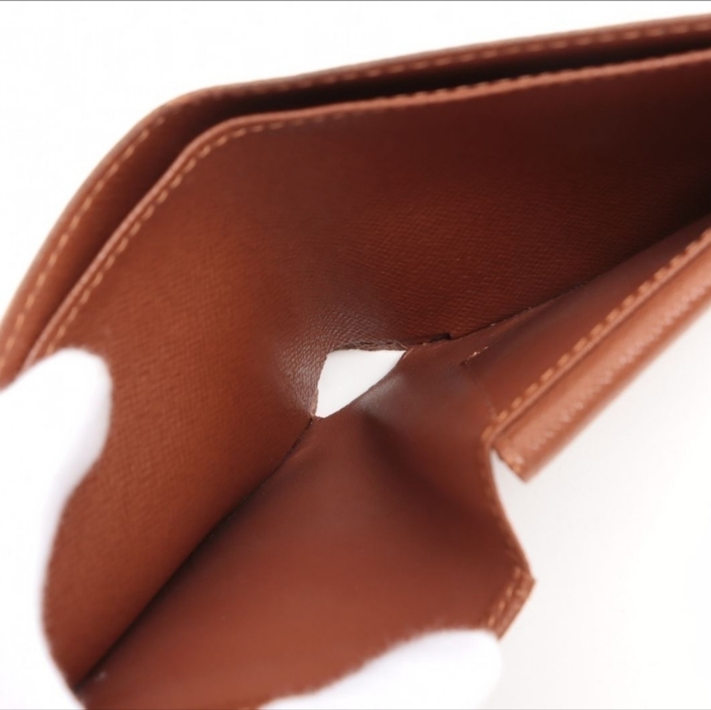 Authentic Louis Vuitton Monogram Marco Wallet  - Picture 5 of 7